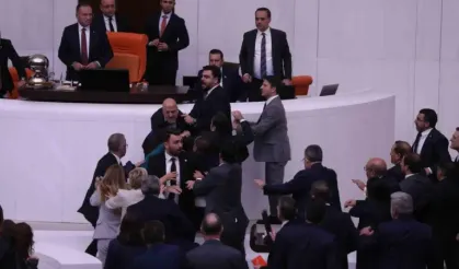 TBMM Genel Kurulu’nda Şok Eden Kavga: İşte O Anlar!