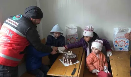 Karla Kaplı Dağlarda Eğitim Işığı: Zorlu Kış Şartlarında Konteyner Sınıfla Umut Oldular