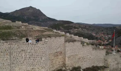 Ramazan’ın vazgeçilmez lezzeti: 8 saatte pişiyor, kaleden çalınan davulla duyuruluyor