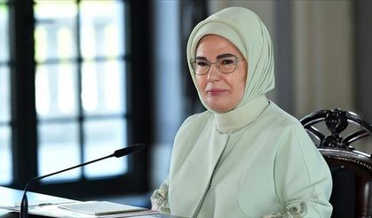 Emine Erdoğan, KADEM'in yeni yönetimini tebrik etti