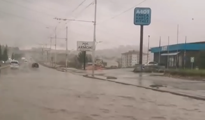 Malatya'da yollar göle döndü!