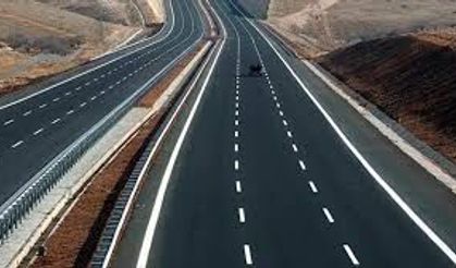 Malatya ve Bölgesinde Yollar Alarm Veriyor: Tünel Kapalı, Heyelan Var!
