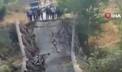 Malatya’da hafriyat kamyonunun geçişi sırasında köprü çöktü!