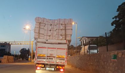 Malatya’da trafiği tehlikeye sokan olay kamerada!