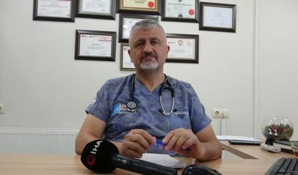 Prof. Dr. Erdal Aktürk: "Kovid aşıları kalp krizi ve felç riskini azaltıyor"