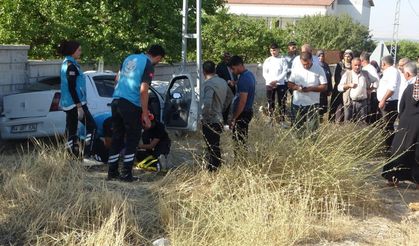 Malatya kontrolden çıkan araç bahçe duvarına çarptı, anne ile 3 çocuğu yaralandı