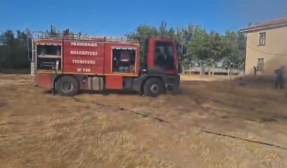 Elazığ’da ahır yangını