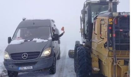 Nemrut’ta mahsur kalan 4 turist kurtarıldı