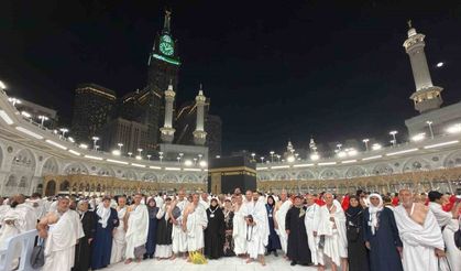 Umre ziyaretinde ikinci kafile yurda döndü