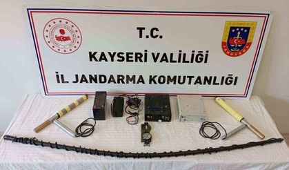 Define arayan 5 kişi suçüstü yakalandı