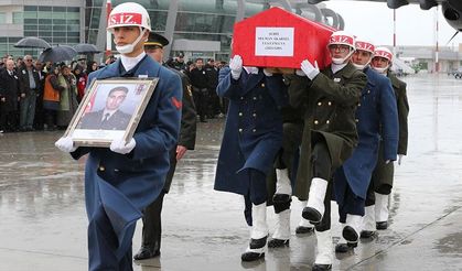 Ağrı'da Askeri Araç Kazasında Şehit Olan Uzman Çavuş Akarsel'in Cenazesi Konya'da Defnedildi