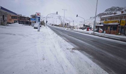 Malatya’nın Kırsalında Kar Manzarası: 1800 Rakımlı Mahalle Beyaza Büründü