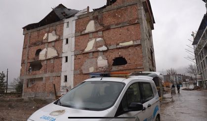 Malatya'daki Metruk Binalar Tehlike Saçıyor