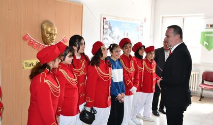 Köy Okulunda Bando Sürprizi: MAGİNDER'den Hekimhan Kurşunlu'ya Anlamlı Çıkarma