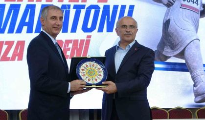 Malatya’da Spora Vefa Gecesi! Arslantepe Yarı Maratonu İçin İmzalar Atıldı