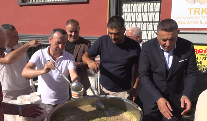 Malatya’da Aşure Kazanı Kaynadı: Siyaset ve İş Dünyası Bu Etkinlikte Buluştu
