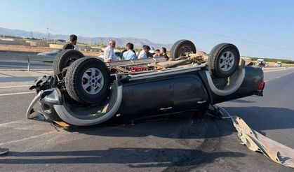Kuzey Çevre Yolu’nda Otomobil Takla Attı: 2 Yaralı!