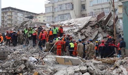 Malatya’da Enkaz Demirleri Davasında İlk Duruşma: Vali Yardımcısından “Kumpas” İddiası