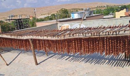 Üzüm Kazanları Kaynamaya Başladı! Gaziantep’te Kışın Vazgeçilmezi Hazırlanıyor