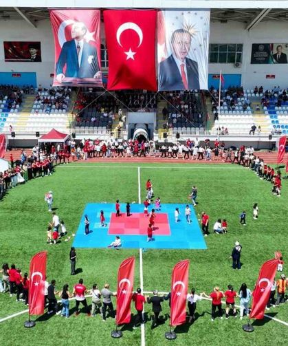 Tunceli’de 19 Mayıs Coşkusu Stadyuma Sığmadı!