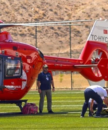 Malatya'da 82 Yaşındaki Hasta Helikopter Ambulansla Kurtarıldı