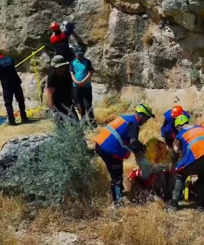 Malatya'da Gerçeğini Aratmayan UMKE Tatbikatı! Ekipler Zamanla Yarıştı