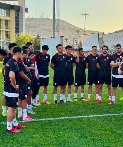 Yeşilyurtspor'da Yeni Sezon Heyecanı Başladı! İlk Antrenmanda Dikkat Çeken Detay