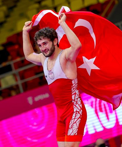 Malatyalı Güreşçi Avrupa Şampiyonu Oldu!