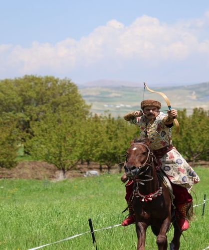 Elazığ’dan İspanya’ya şampiyonluk yolculuğu! Milli atlı okçu hazır