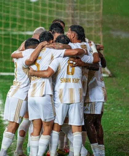 Kayserispor’dan Rakiplerine Gözdağı! 10 Haftada 25 Puan
