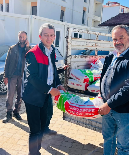 Malatya’da Üreticilere 30 Ton Tohum Desteği! 13 İlçede Dağıtım Yapıldı
