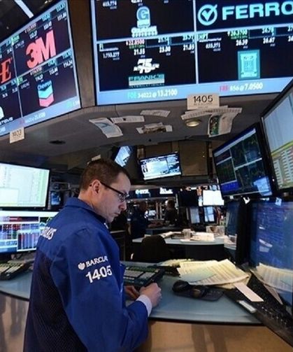 Küresel Piyasalarda Kırmızı Alarm! Petrol Yükseldi, Teknoloji Hisseleri Geriledi