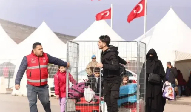 Bakan Yerlikaya: 175 bin Suriyeli ülkesine gönüllü ve güvenli döndü