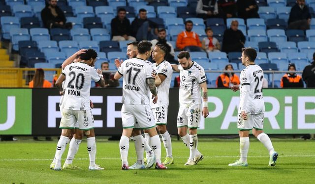 Kocaelispor 16 yıl sonra Süper Lig'de