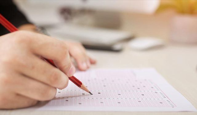 Hafta Sonu Sınav Heyecanı: 19-20 Nisan'da Hangi Sınavlar Yapılacak?