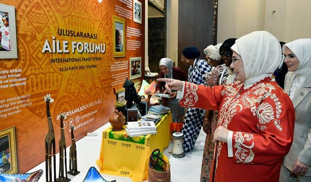 Emine Erdoğan, Aile Değerlerine Sahip Çıkan Forumda Bakanlarla Buluştu