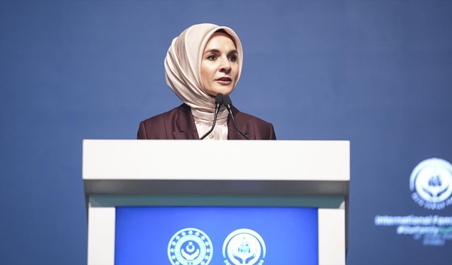 Göktaş’tan Dünyaya Mesaj: Aileyi Kurtarmadan Gelecek Kurtulmaz