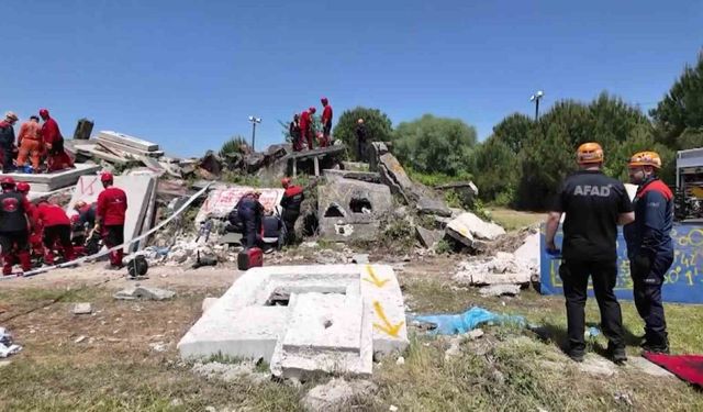 7.2’lik deprem senaryosu: 13 ilden destek ekip geldi