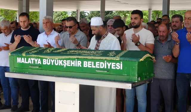 Malatya’da büyük acı: Baba-oğul  toprağa verildi!