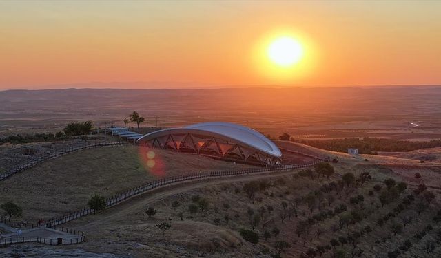 2025’te Şanlıurfa’ya Turist Yağdı: 5 Ayda 321 Bin Kişi Gezdi