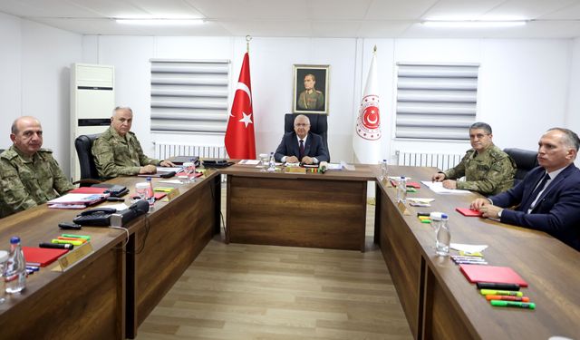 Malatya 2.Ordu Komutanlığı'nda kritik toplantı