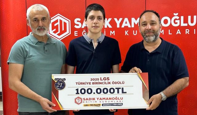 LGS birincisi 100 bin liralık başarı ödülünü Yetim Vakfına bağışladı
