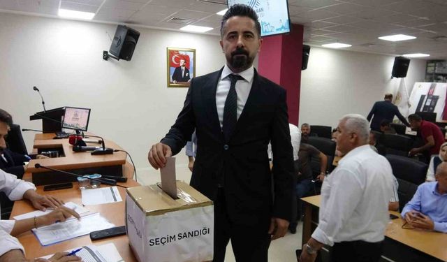 Adıyaman Belediye Meclisi Başkan Vekilini seçti