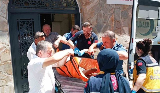 Camiye Girip Uyudu, Bir Daha Uyanmadı!