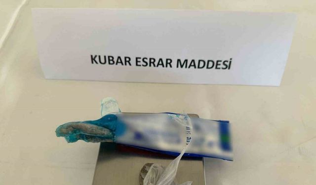 Elazığ’da diş macunu tüpünden esrar çıktı