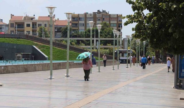 Sıcaklar arttı, sokaklar boş kaldı