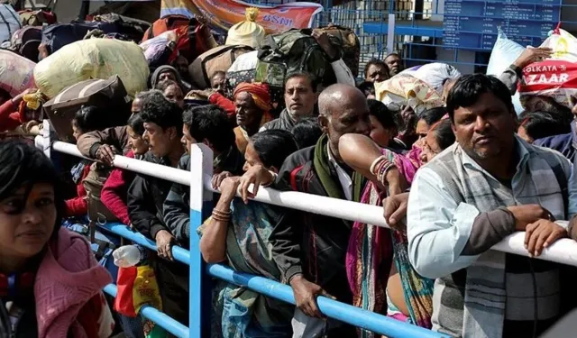 Hindistan’da tapınakta izdiham: 7 ölü, 25 yaralı