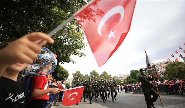 30 Ağustos 2026 resmi tatil mi? Zafer Bayramı bu yıl hangi güne denk geliyor?