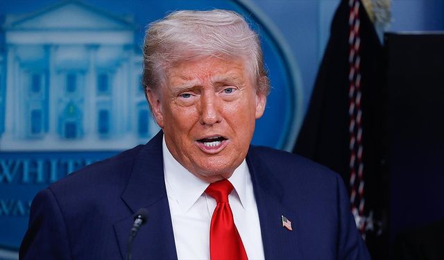 Trump yönetimi gazetecileri işten çıkarmak için harekete geçti