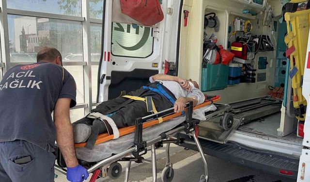 Adıyaman'da minibüs yaya çarptı: 1 yaralı